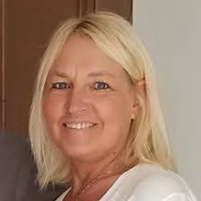 Carla Sumner's Instagram, Twitter & Facebook