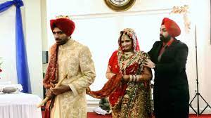 Dukh mappeya nu deno dardi naale mainu vi ruwa ni sakdi neither she wants to hurt her parents, nor. Meaning Of The 4 Pheras In A Sikh Wedding Ceremony Wedabout