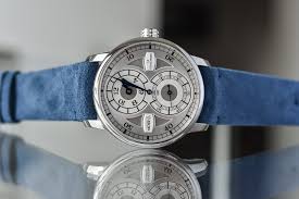 Vianney halter himself is a lively chap, but is perhaps too much of a traditional watchmaker for his own good. Louis Erard X Vianney Halter Regulateur Collaboration Watch 1 Jpg Watchlounge