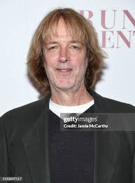 30 Photos & High Res Pictures