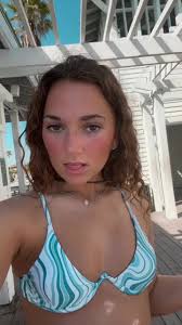 the queen herself 😻😻😻