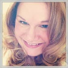 Kelly Goebel's Instagram, Twitter & Facebook