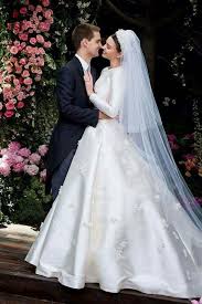 Dieser pinnwand folgen 137 nutzer auf pinterest. Promi Hochzeiten Die 10 Schonsten Brautkleider Der Stars Hochzeit Click