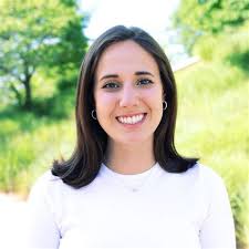 Madelyn Tenenbaum's Instagram, Twitter & Facebook