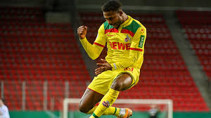 Da belgien gegen finnland ebenfalls gewann, schreibt die dänische mannschaft ein märchen. Dennis Ausweg Bergamo