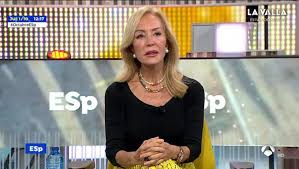 Carmen Lomana Comparte Una Sensual Fotografia Semidesnuda Y Fumando En La Cama 1 de agosto de 1948), más conocida como carmen lomana, es una empresaria, colaboradora de televisión y coleccionista de alta costura española.