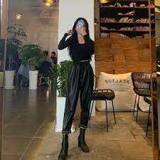 What To Wear In 60 Degree Weather Outfit Ideas For Men Women 60 Degree Weather Outfit Classic Outfits For Women All Black Outfits For Women