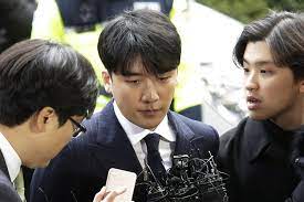 He speaks several languages including korean, english, japanese, mandarin and was learning cantonese prior to the burning sun scandal. Indicted K Pop Star Seungri May Face Military Court
