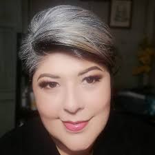 동서양을 막론하고 아줌마들 호피무늬 진짜 좋아하는구나 ㅎ