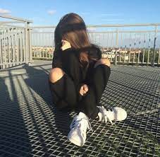Look at these elegant and graceful lines of the body posture! Adidas Black And Cool Girls Image 4370193 On Favim Com