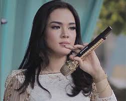 We did not find results for: Foto Profil Dan Biodata Kintani Lengkap Penyanyi Minang Yang Tengah Naik Daun Akukenal Com