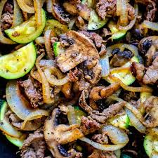 Easy Sirloin Skillet With Vegetables Recipe Yummly Recipe Top Sirloin Steak Recipe Sirloin Recipes Healthy Steak Recipes