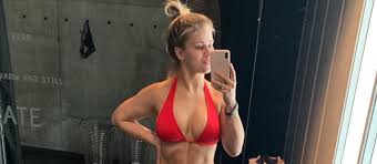 Professional fighter for the ufc. Ynvvo37t0ymbkm