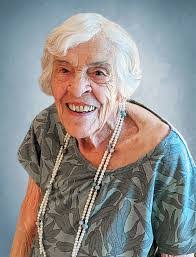 Nancy Kelleher's Instagram, Twitter & Facebook