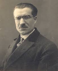 Abílio Marques Mourão Nasceu a 10 de Agosto de 1890 em Gavião. Era filho de  António José Alves Fernandes Mourão e de Fábi