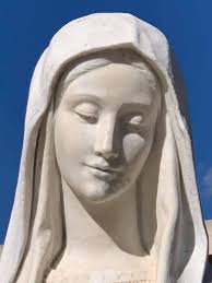 Medjugorje: “I need your prayers. Never like now, I ask you to hold the  Rosary in your hand. Hold it tight.” Our Lady the Queen of Peace to Mirjana