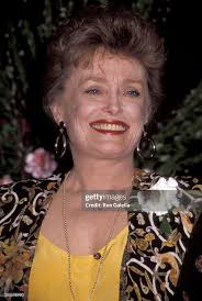 Rue visits Estelle in nursing home before passing