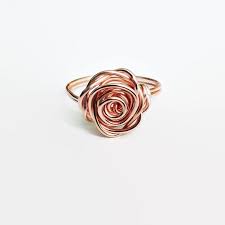 Rose Gold Rose Ring Rose Gold Ring Flower Ring Rose Shaped Etsy Jewelry Beautiful Jewelry Jewelry Design