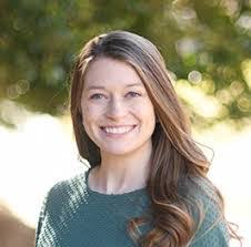 Kate Sisson's Instagram, Twitter & Facebook