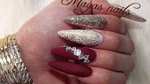 Las uñas acrílicas o artificiales pueden ocasionar ciertos problemas por su colocación y posterior uso cotidiano. Unas Acrilicas Finas Y Elegantes Para Navidad Y Ano Nuevo 2016 Youtube