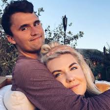 Drop red heart ♥️ if you support Charlie kirk....