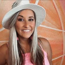 Chelsea Barnhart's Instagram, Twitter & Facebook