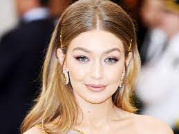 As jennifer lawrence, shailene woodley and margot robbie dominate headlines, we sometimes forget these talented stunners are young. Is Being Jealous Of Your Partners Celebrity Crush Bad