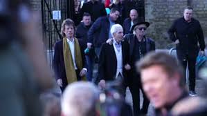 (happy stones birthday!) article by beatriz alvarez. He3p Itgoalx2m