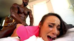 Sexy Thick Milf Carmela Clutch Pounded By Massive Bbc Cock - Camsoda