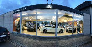 The peugeot garage specialises in used car sales in ashdon, offering a wide range of quality peugeot models at incredible prices. Garage En Showroom Garage Belgie Kerst