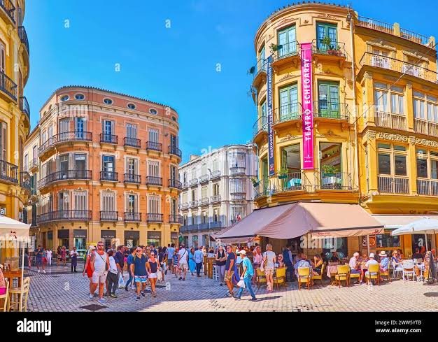 Calle Granada: La Ruta de Tapas de Málaga