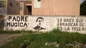 Se trata de un mural del padre carlos mugica, nacido el 07 de octubre de 1930 y fallecido el 11. Unidad Basica Padre Mugica Chimbas Posts Facebook