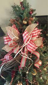 2017 Beautifully Christmas Tree Topper Ideas 02 Decomagz Christmas Tree Bows Christmas Tree Topper Bow Christmas Tree Toppers The etsy store lightercases has created these donkey kong christmas ornaments to ensure that no tree has to not look geeky.