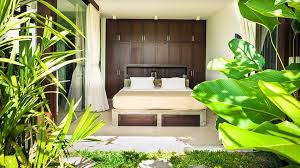 As a solution, however, i pulled down the burlap roman shade above the bed. How To Get The Perfect Feng Shui Bedroom Designing Idea