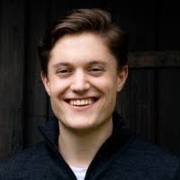 Simon Raab's Instagram, Twitter & Facebook