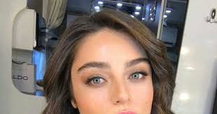 She continued her education in the department of radio, cinema and television in istanbul university. Ayca Aysin Turan Guzel Mi Sizce Kizlarsoruyor