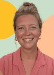 Nora Mueller's Instagram, Twitter & Facebook