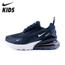 Adidas, her türlü sporcu için, onlarla birlikte antrenman kıyafetleri tasarlar. Zapatillas Deportivas Nike Para Ninos 08d45e