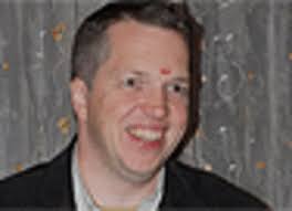 Nigel Short closes in