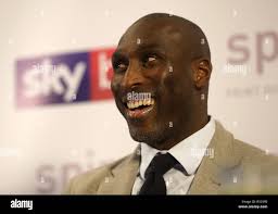 Simon moss hi-res stock photography and images