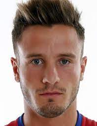 After coming through atlético madrid's youth academy, he went on to appear in more than 300 competitive matches for the club. Saul Niguez Market Value Over Time Transfermarkt