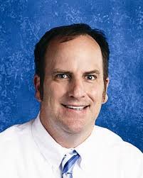 Cactus teacher receives Silver Apple award