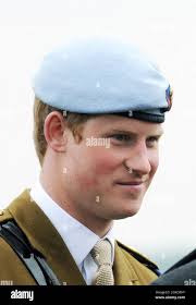 Army beret hi-res stock photography and images