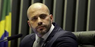 Altera a lei nº 6.530, de 12 de maio de 1978, para dispor sobre a inclusão do nome deputado federal daniel silveira apresentou um projeto de emenda à constituição (pec). Stf Confirma Por Unanimidade Prisao De Daniel Silveira Noticias R7 Brasil