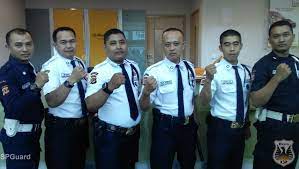 Memang, bekerja di bidang keuangan seperti bank, paj. Gaji Satpam Bank Bri Mataram Gaji Satpam Bri Di Pasuruan Lowongan Kerja Pt Ekadharma International Tbk Home Kode Locketsfei