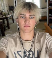 Grelck and Caron: Football Expertise