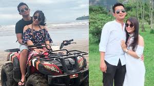 Download lagu dunia milik berdua liyane ngontrak mp3 dapat kamu download secara gratis di metrolagu. Dunia Serasa Milik Berdua Inilah 10 Potret Mesra Adik Ayu Ting Ting Bersama Sang Pacar