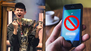 While it was no surprise that an the company said it was hopeful it could put on a fortnite world cup in 2021, but was otherwise focusing on fncs (including official broadcasts). Fortnite Pro Bugha S Social Media Hacked Right After Winning World Cup Dexerto