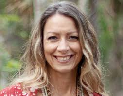 Shannon Hernandez: Curandera, Coach, Plant-Medicine Birth Ally