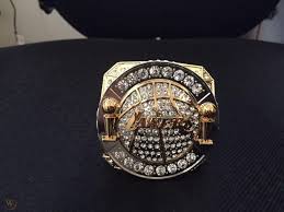 The winning team of the series receives the larry o'brien championship trophy. Kobe Bryant Los Angeles Lakers 2010 Nba Championship Ring Paperweight 1797369810